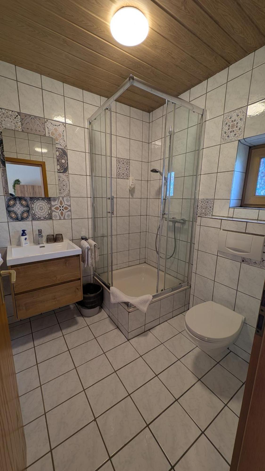 Cafe Zum Toni Hotel Thyrnau Kültér fotó
